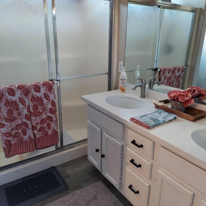 New Beautifully Remodeled Home In Las Vegas Esterno foto